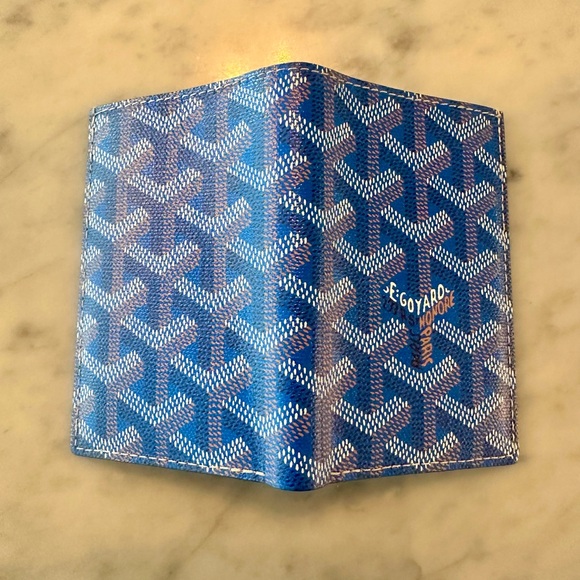 Goyard Blue and White bi-fold Card Holder/small wallet - Picture 3 of 3